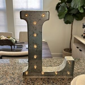 Decorative Light up “L”